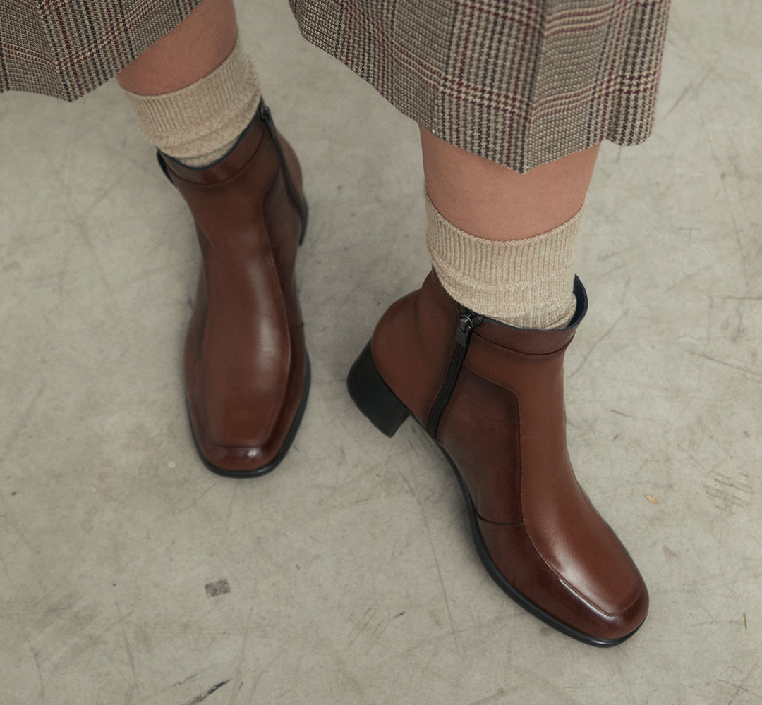 IKIA D9199 Brauner Stiefeletten