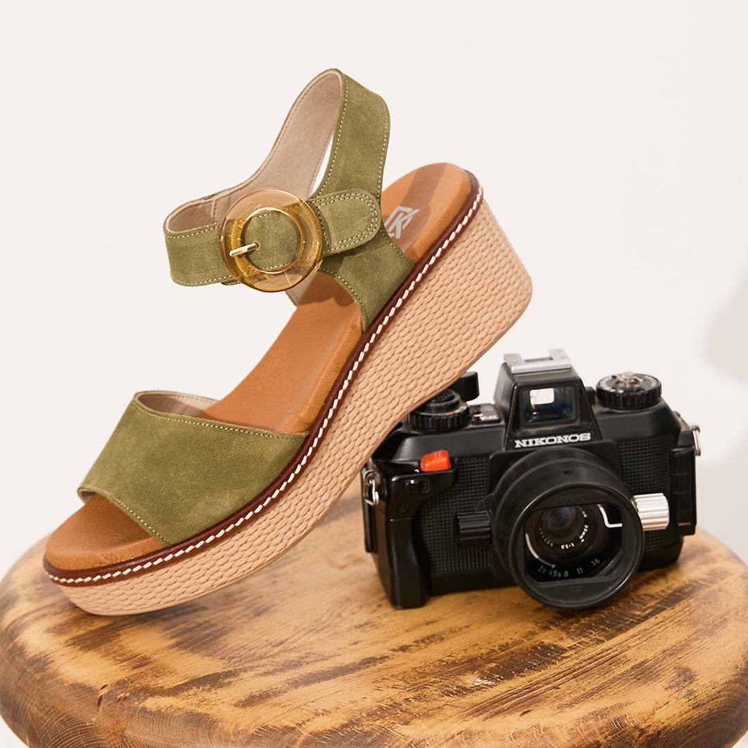 NIDO D9450 Grüner Sandale