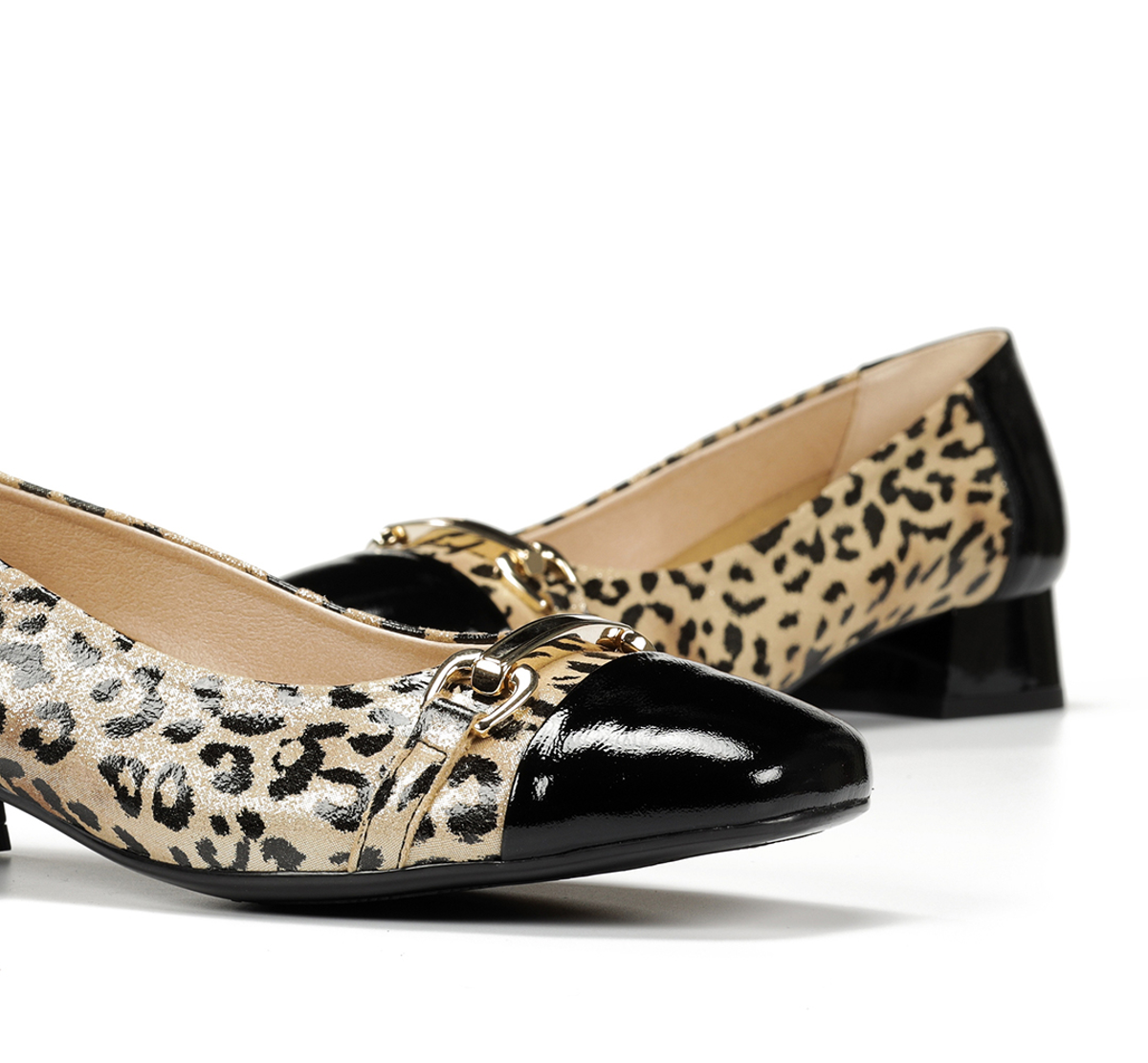 D9304-JANA JAGUAR+NAPLAK SAHARA + NEGRO-6